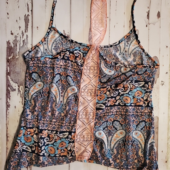 Bella D Multi-colored Spaghetti Strap Tank Top - Picture 4 of 5